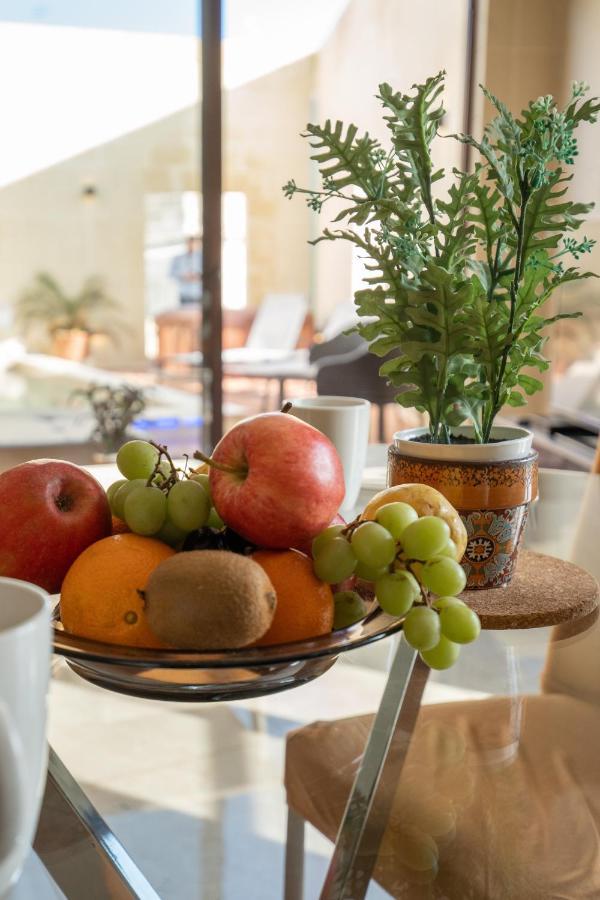 Narcisa - Luxury 3Br Traditional House With Pool, Cinema & Hot Tub Xagħra Dış mekan fotoğraf